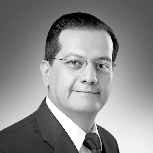 Mtro. Guillermo Ventura Tello